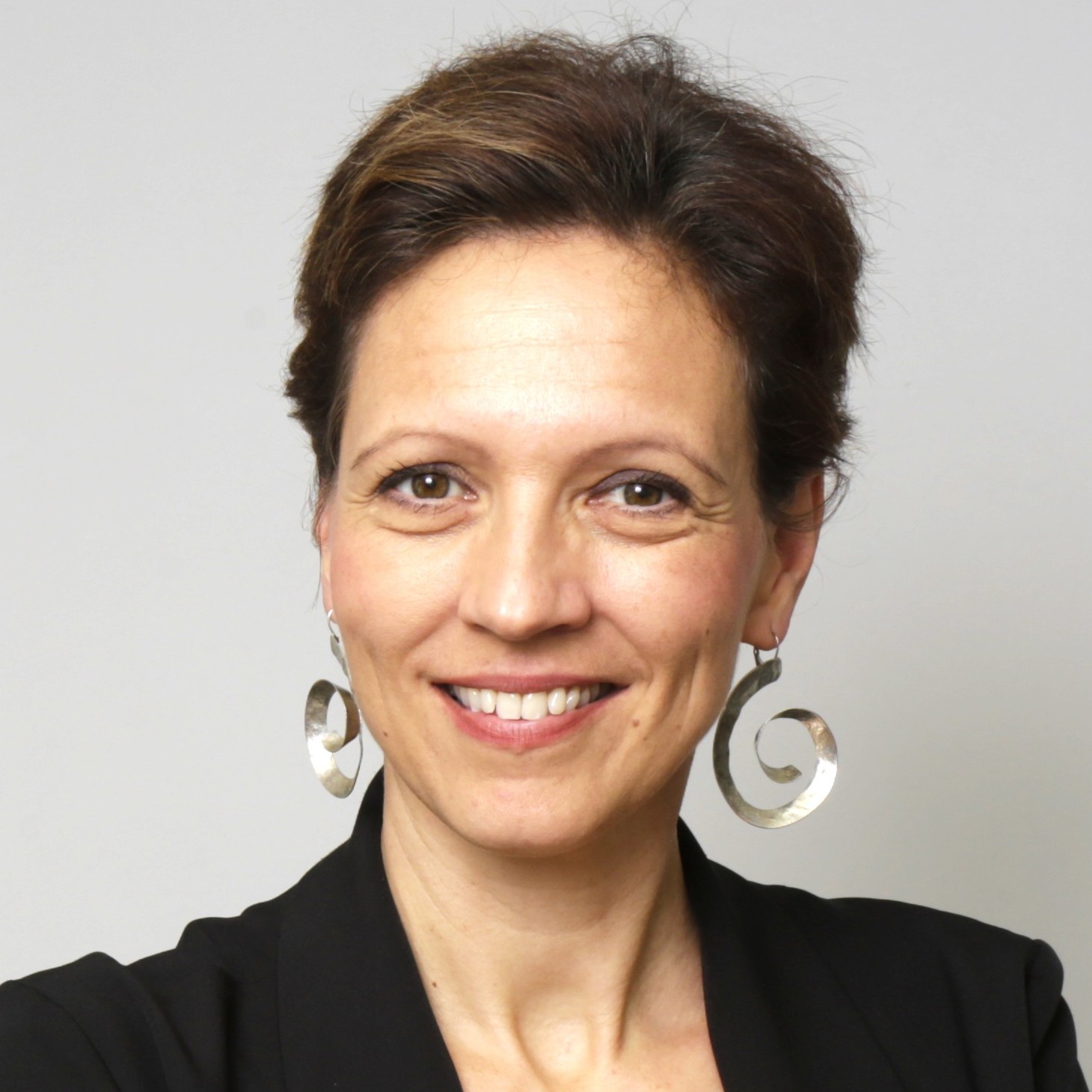 Consultant Sabine MacDonald